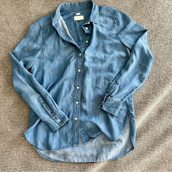 Ann Taylor Loft Chambray Softened Long Sleeve Button Down Collar Shirt Size S - Picture 6 of 13